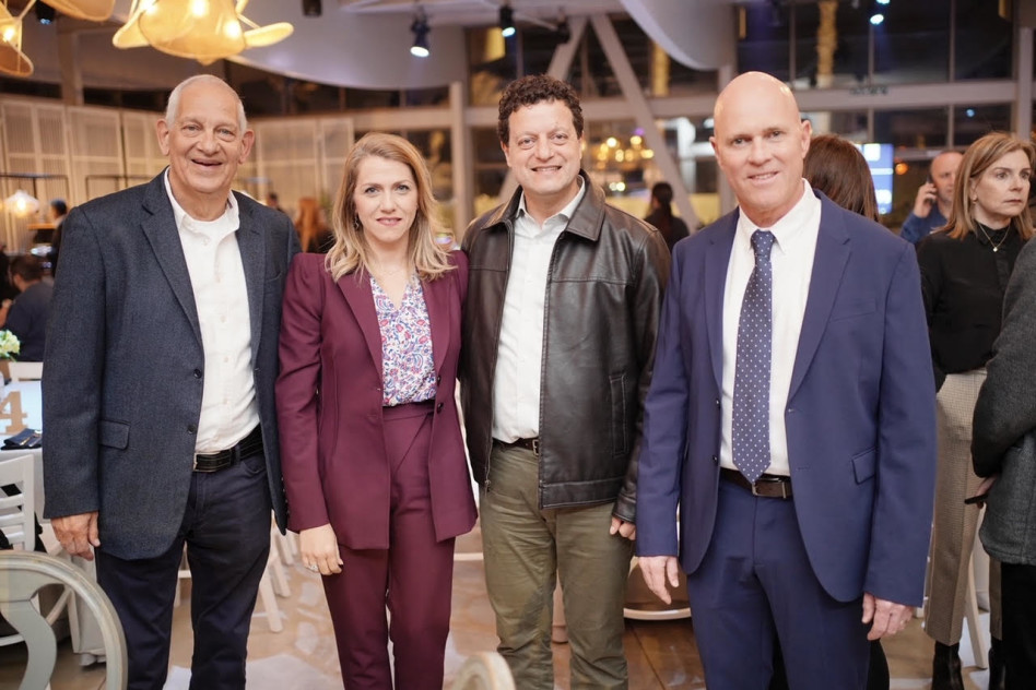 מיקי דודקביץ, סאמר ועדן חאג' יחיא, ומשה מורג (צילום: טל זיגדון)