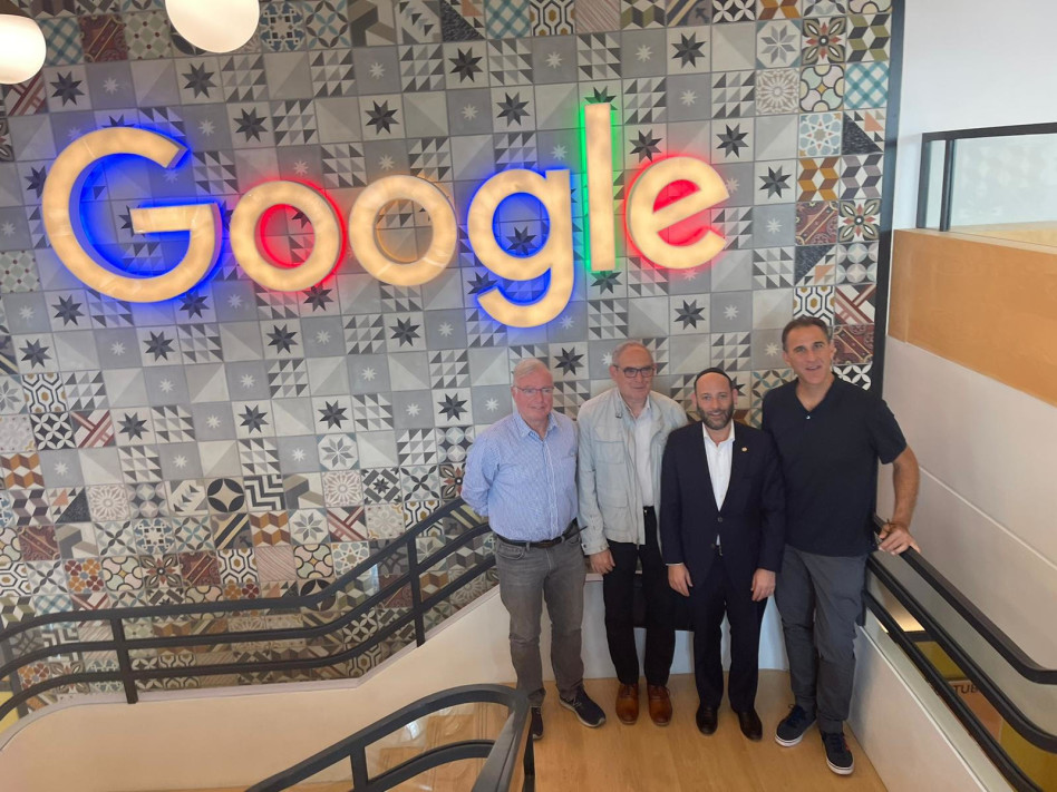 ברק רגב, יוסי ערבליך, יוסף פרס וגדי נוימן (צילום: באדיבות למענכם)