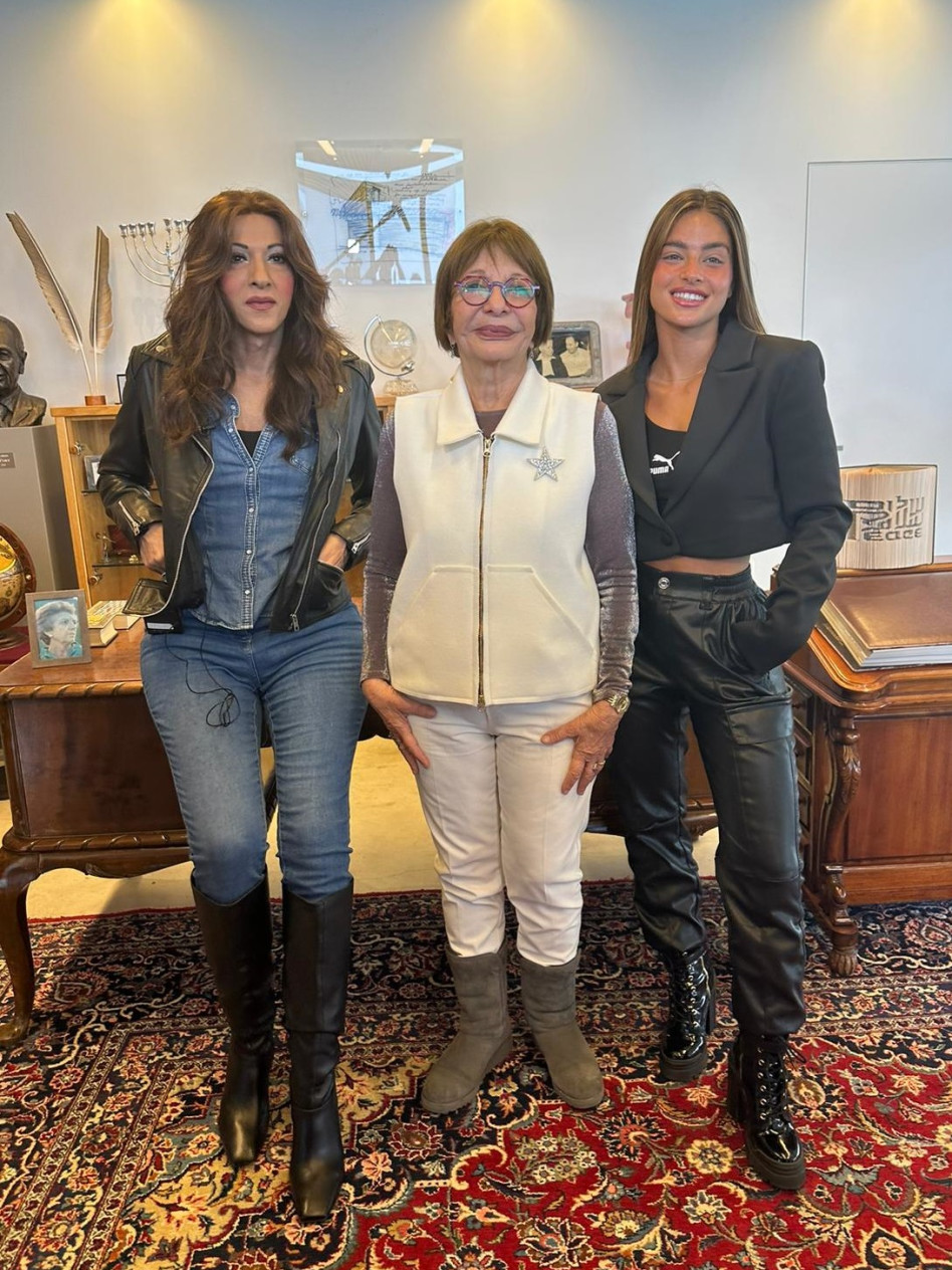 נועה קירל, רבקה מיכאלי, דנה אינטרנשיונל (צילום: אדה בר אור)