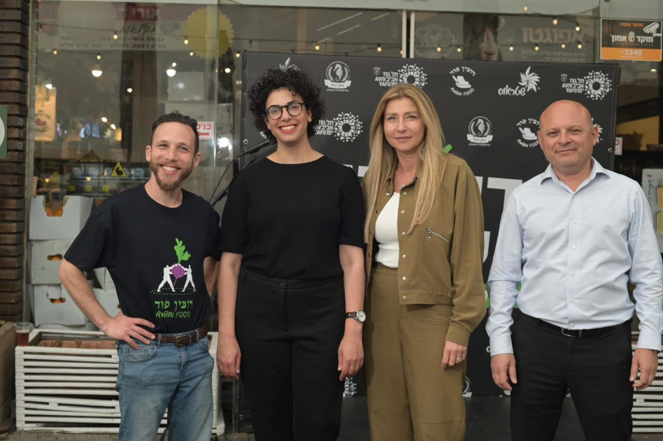 ראובן לדיאנסקי, אסנת גולן, שיר הלפרן ושי רילוב  (צילום: באדיבות אלעד ברנגה)