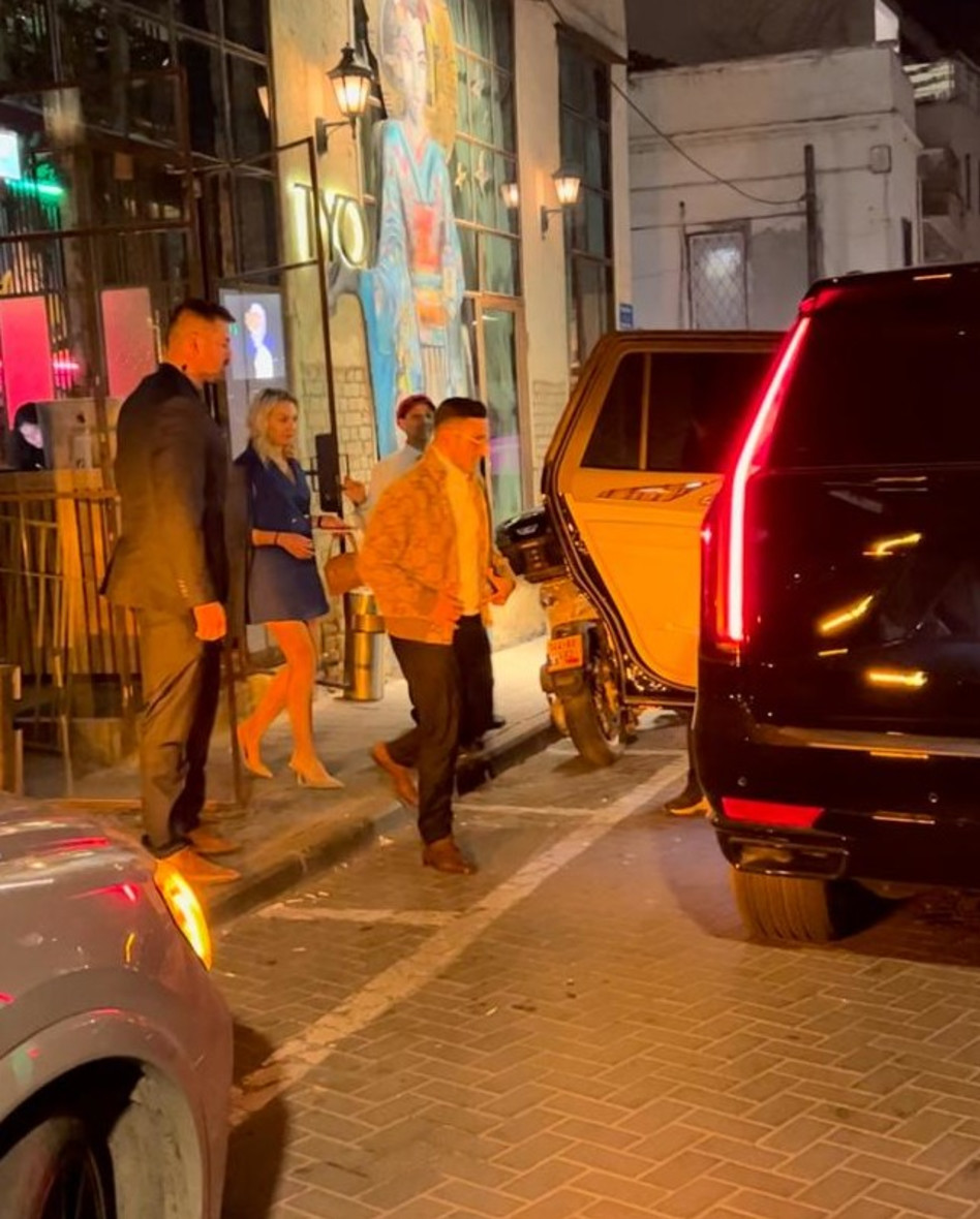 סיימון לבייב וחברתו אנה (צילום: פרטי)