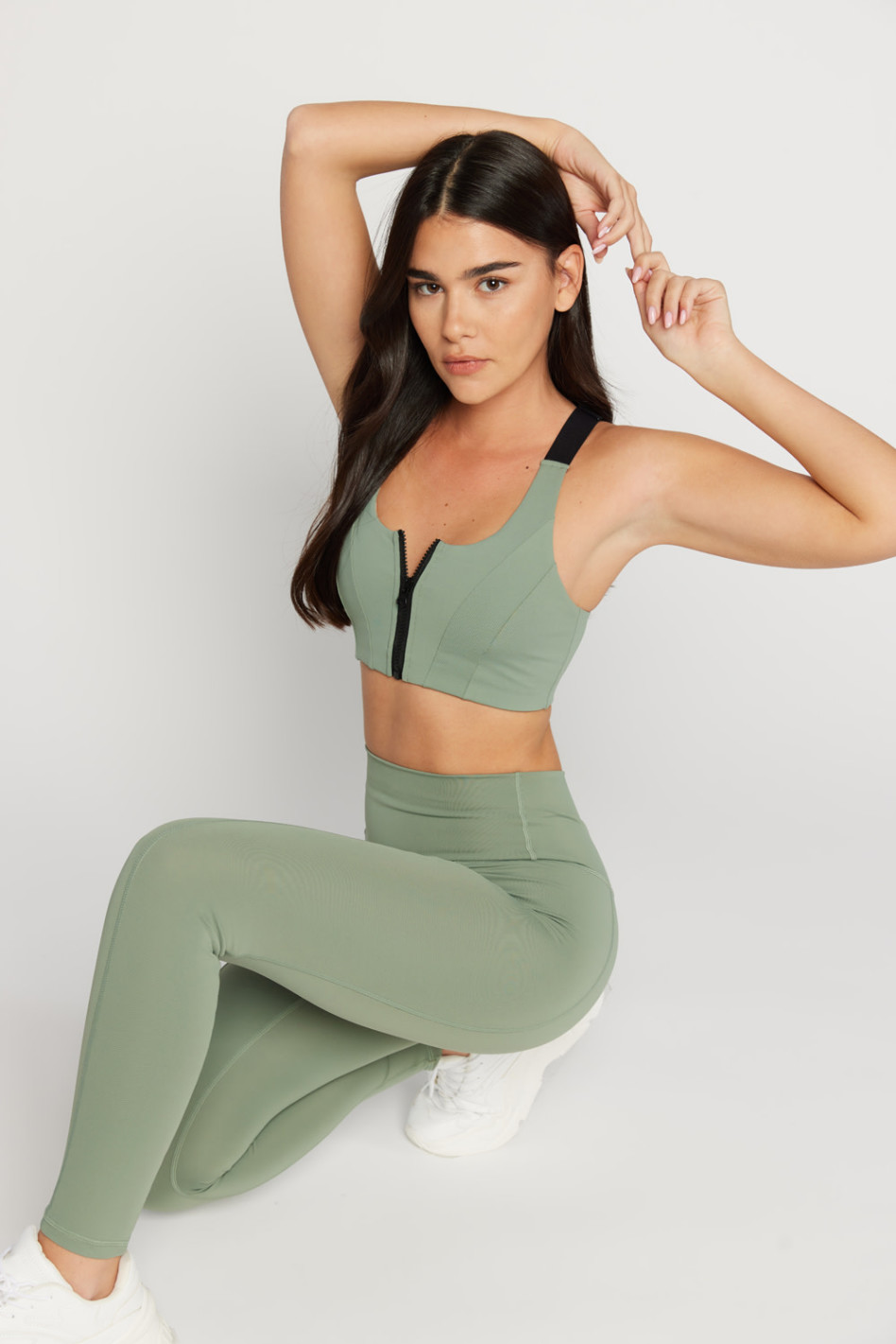 STRONGFUL טופ AURA  (צילום: עירד נצר)