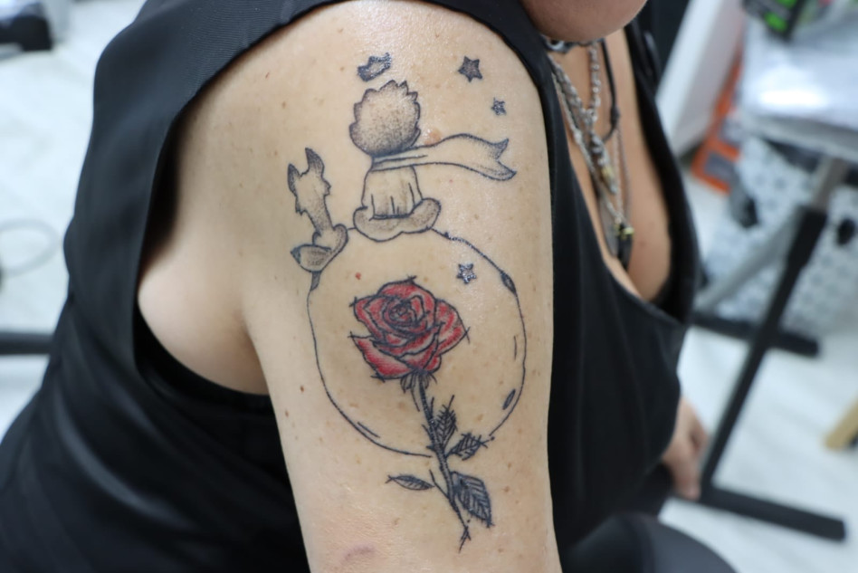 המחווה של סי היימן ליהונתן גפן ז''ל (צילום: ניר פקין)