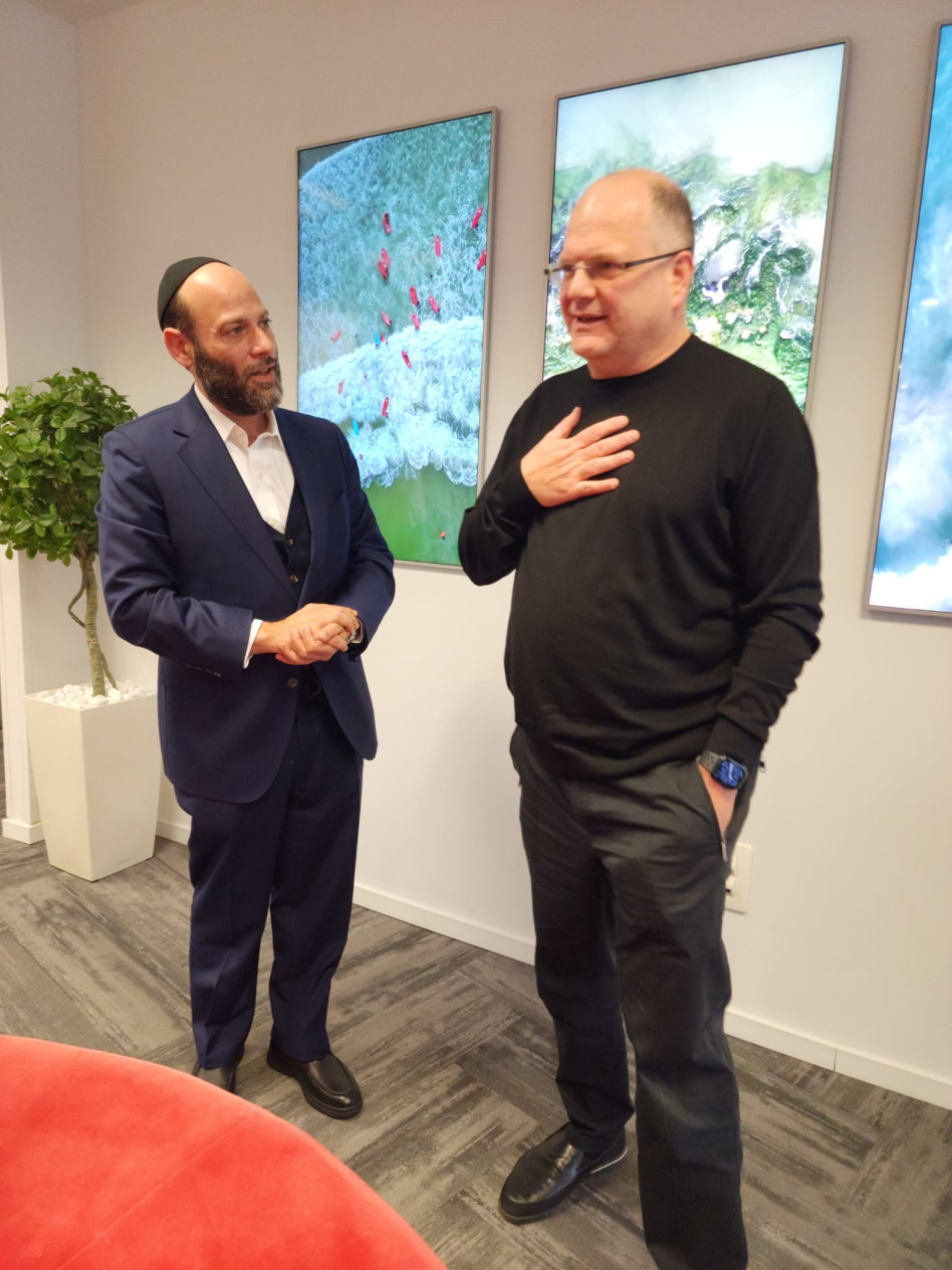 גיל שויד ויוסי ערבליך (צילום: באדיבות למענכם)