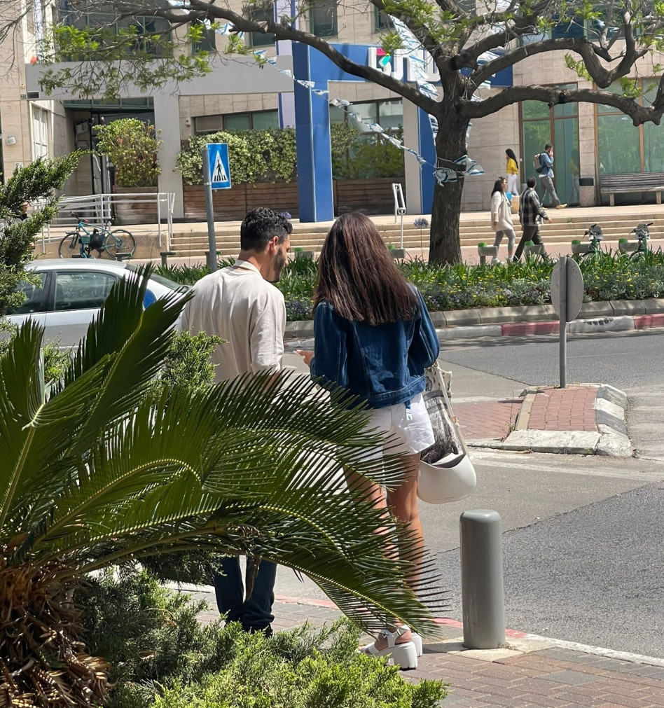 שני גולן ומולי סגל (צילום: גולשים)