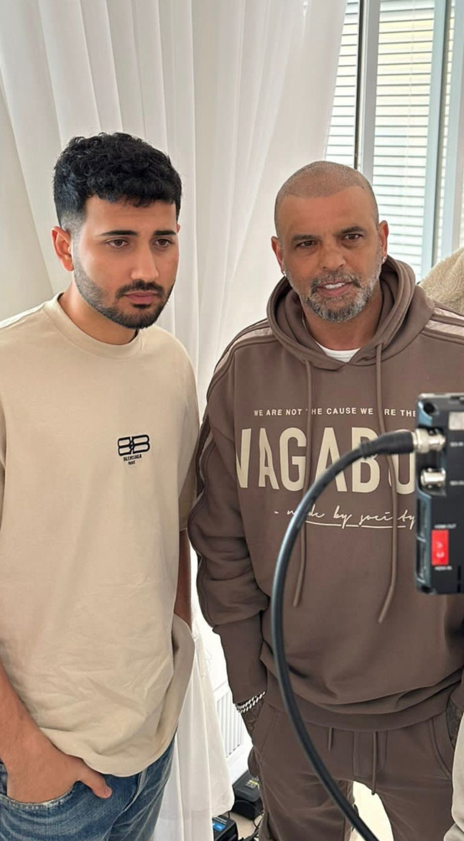 אייל גולן, יגל אושרי (צילום: באדיבות נתנאל מויאל יחסי-ציבור)