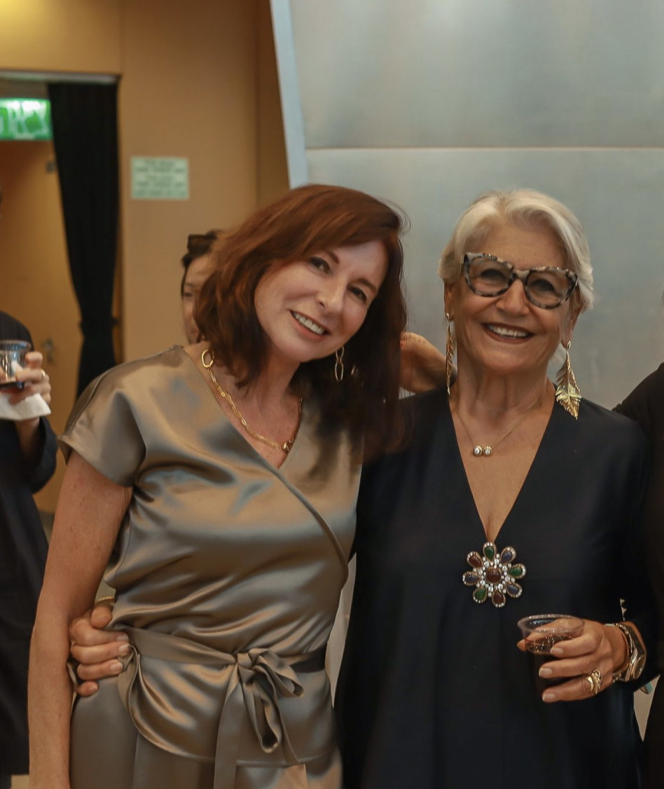 שרה סלע ולימור אהרונוביץ (צילום: רועי טרופיאנסקי)