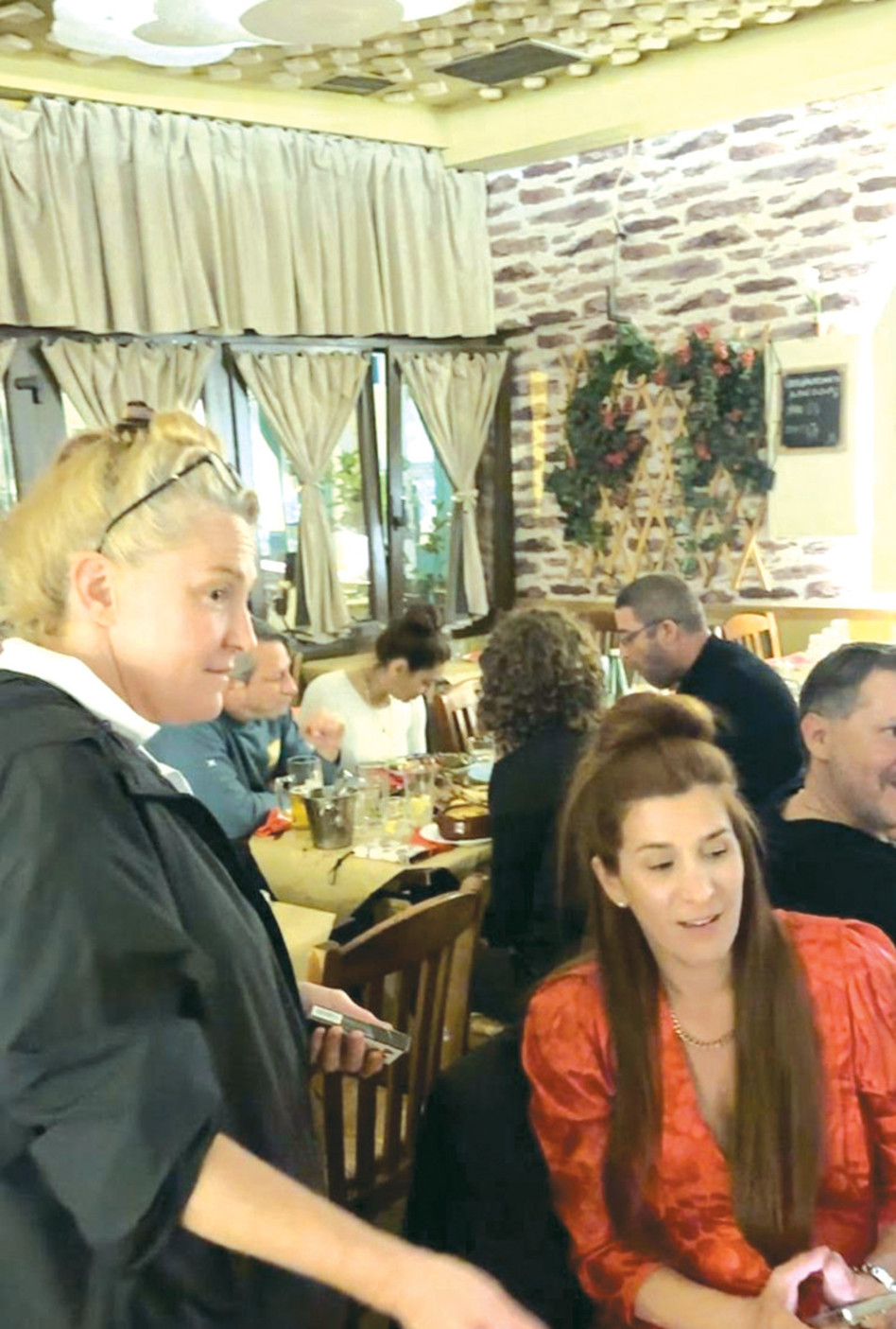 מיה דגן ביוון (צילום: אדי מירקין)