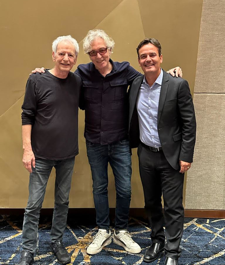 גיא אדירן, ברי סחרוף ושלום חנוך   (צילום: באדיבות מלונות דן)