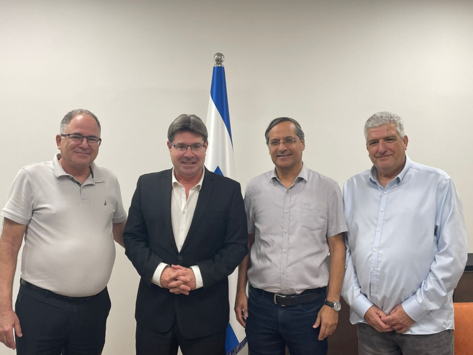 שלום דסקל, יורם אלדר, אופיר אקוניס ואלי פרנק (צילום: אילון בדר)