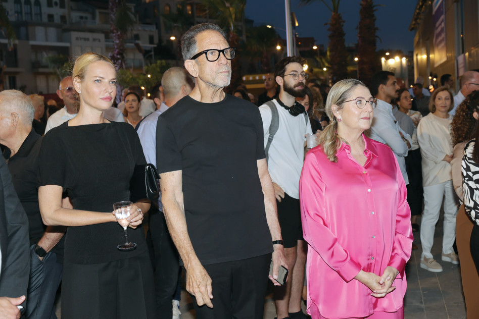 הגברת מיכל הרצוג, יגאל אהובי וגלית גוטמן (צילום: רפי דלויה)