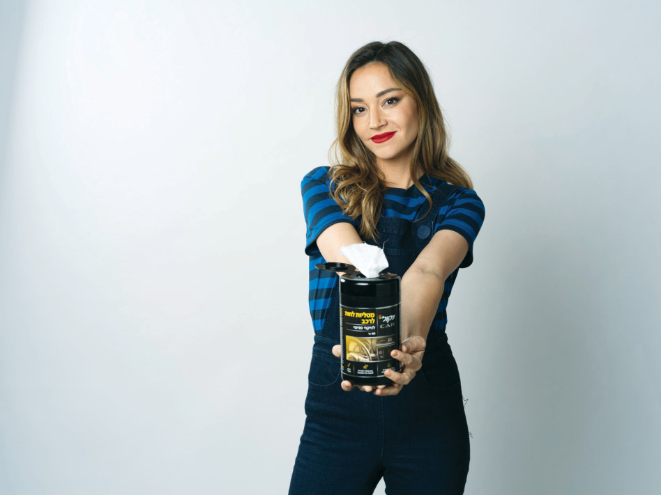 נלי תגר (צילום: טל גבעוני)