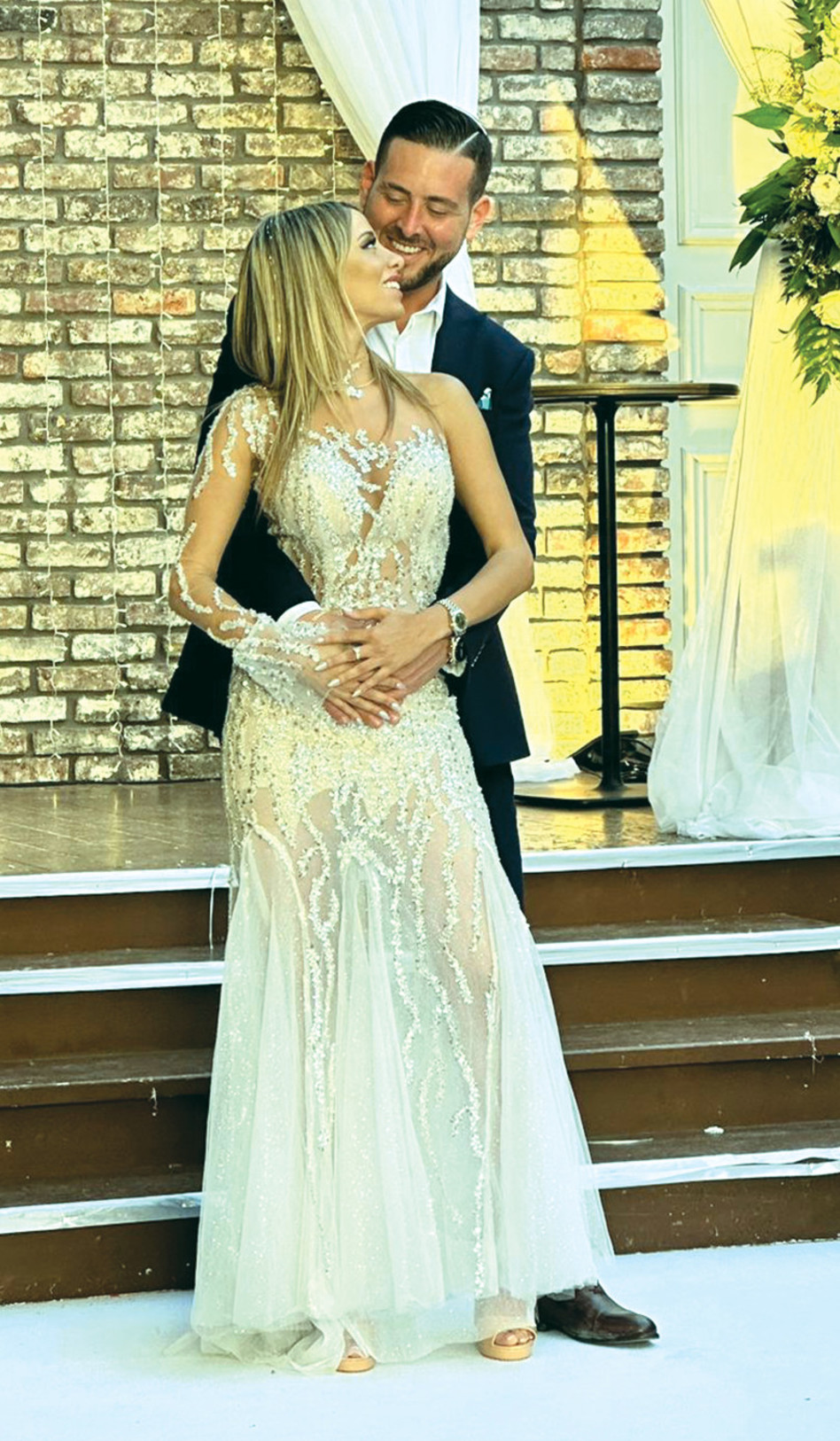 כרמית שחיבר וצבי אלימלך  (צילום: גיא מגנטיקס)