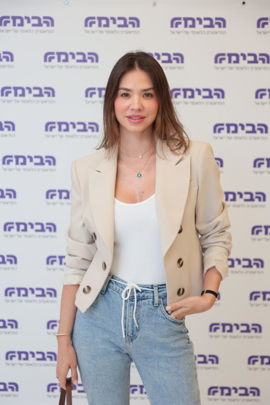 רוסלנה רודינה בהצגה המאה של קזבלן (צילום: גיא שרייבר)