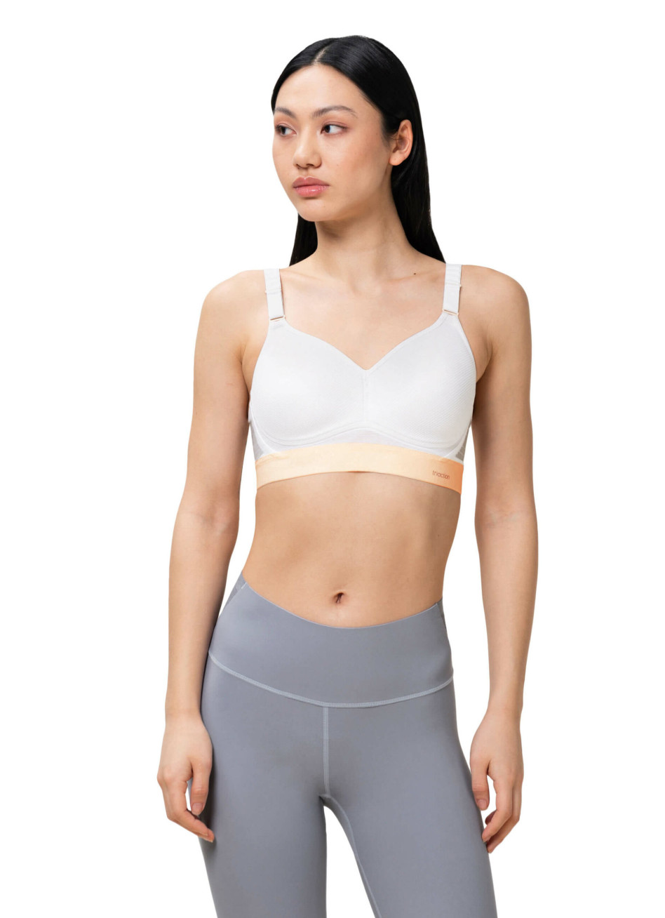 חזיית ספורט, טריומף, 400 שקלים (צילום: יח''צ)