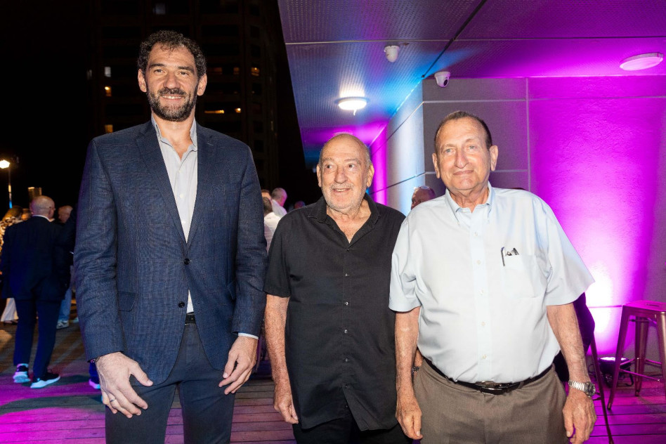 רון חולדאי, עמירם הלוי וחורחה גרבחוסה (צילום: דין אהרוני רולנד, עיריית תל אביב-יפו)