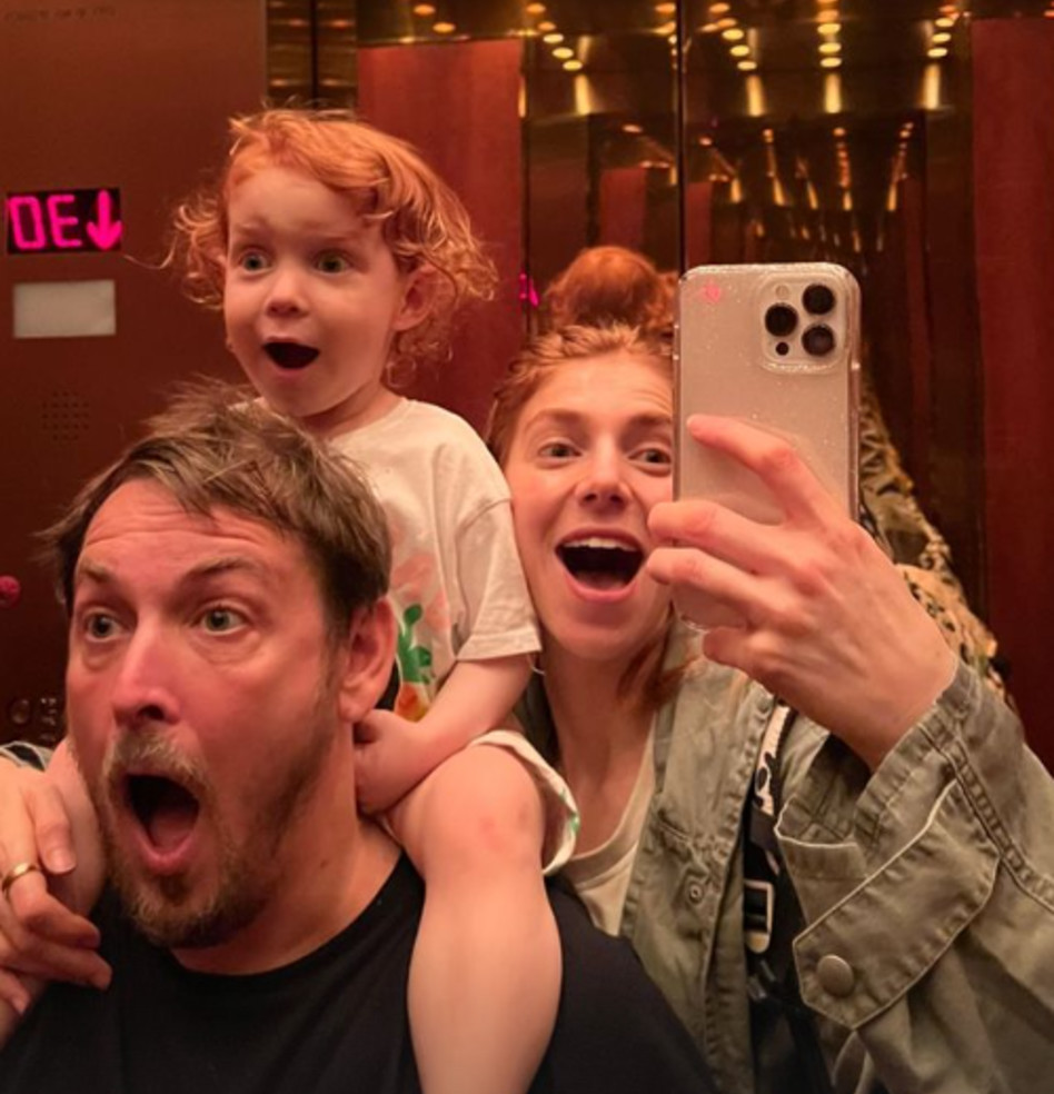 אסף זמיר, מאיה ורטהיימר ובתם אסיה (צילום: צילום מסך אינסטגרם)