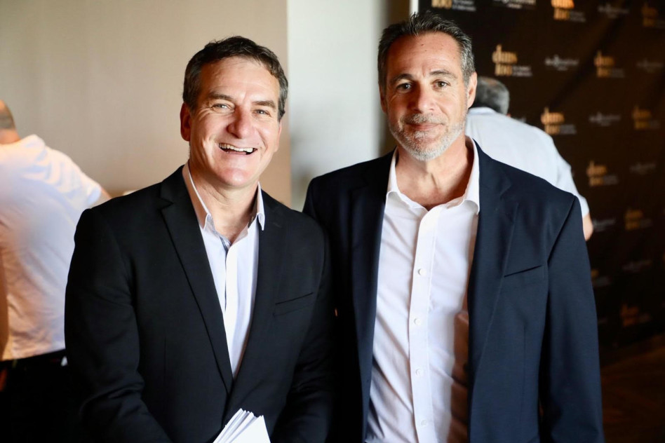 אריאל שרייבר ודני קושמרו  (צילום: ניב קנטו)