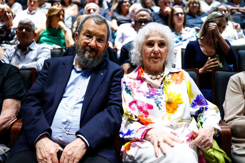 נילי פריאל ואהוד ברק  (צילום: דרור סיתהכל)