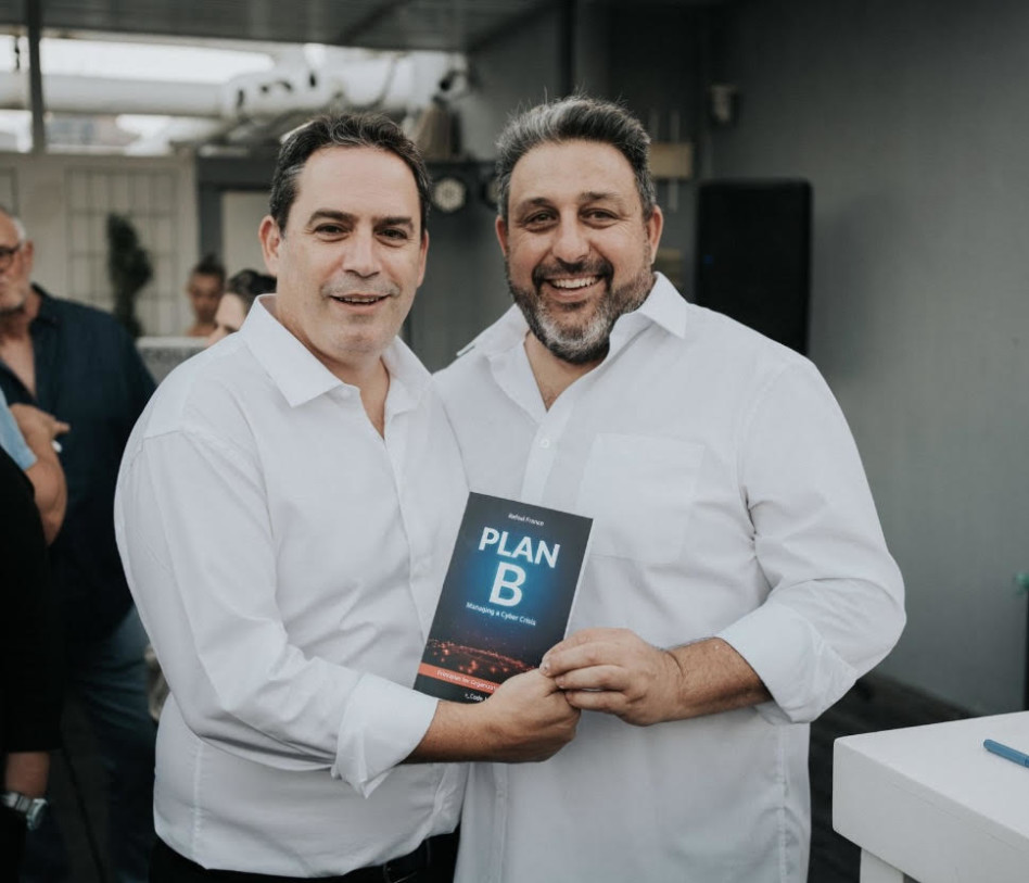  רפאל פרנקו ועמית בכר  (צילום: ברק כהן)