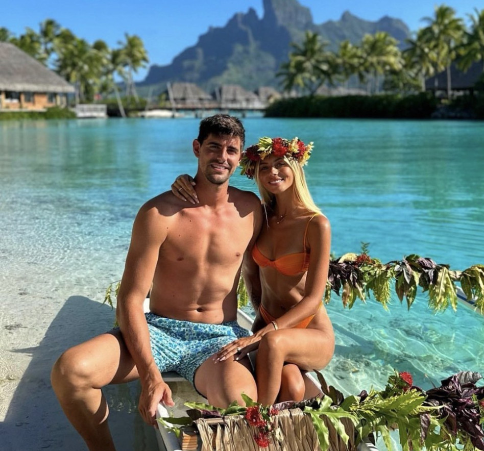 מישל גרציג וטיבו קורטואה חוגגים ירח דבש (צילום: צילום מסך אינסטגרם)