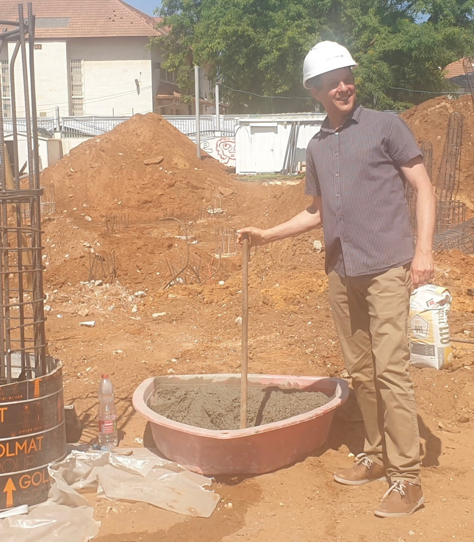 עמיר לרנר (צילום: באדיבות בית איזי שפירא)