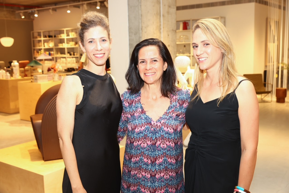 שירלי שוורץ-קאופמן, יפעת גוריון ולירון שוורץ-גילת (צילום: לנס הפקות)