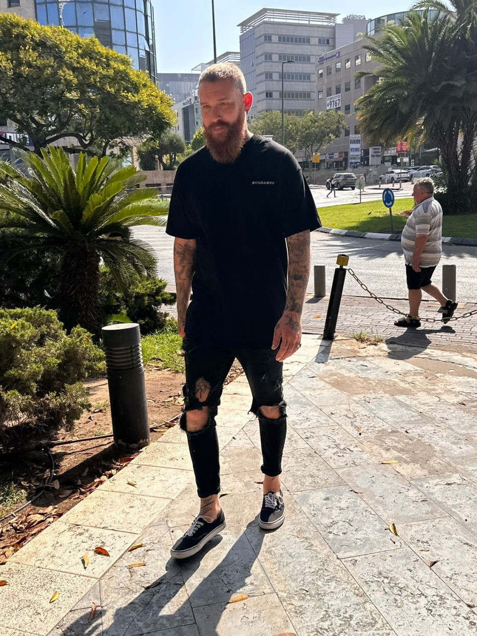 בן ויארניק אחרי היציאה מבית האח הגדול (צילום: יחצ)