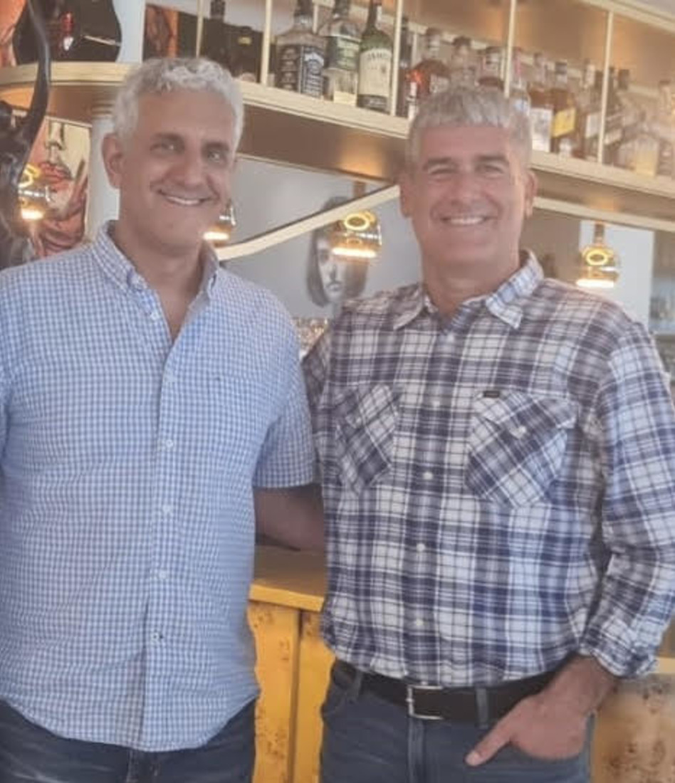 נדב ארנס ויפתח פרץ (צילום: לימור סימצקין)