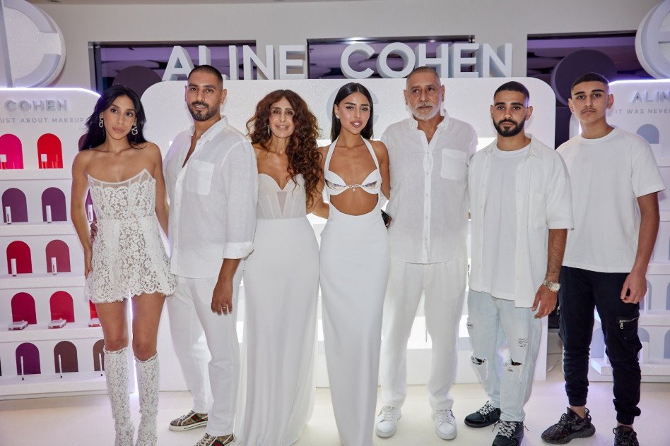 אלין כהן והמשפחה (צילום: שוקה כהן)