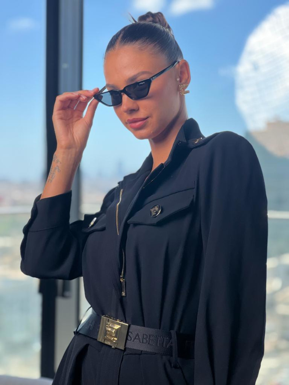 רוסלנה רודינה בצילומי קמפיין למותג ''אליזבטה פרנקי'' (צילום: יח''צ)