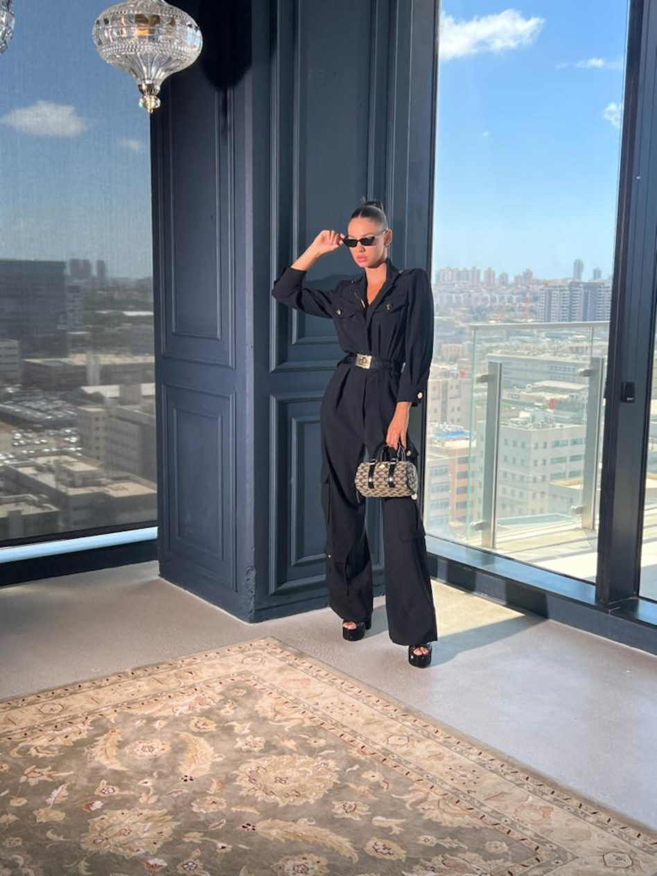 רוסלנה רודינה בצילומי קמפיין למותג ''אליזבטה פרנקי'' (צילום: יח''צ)