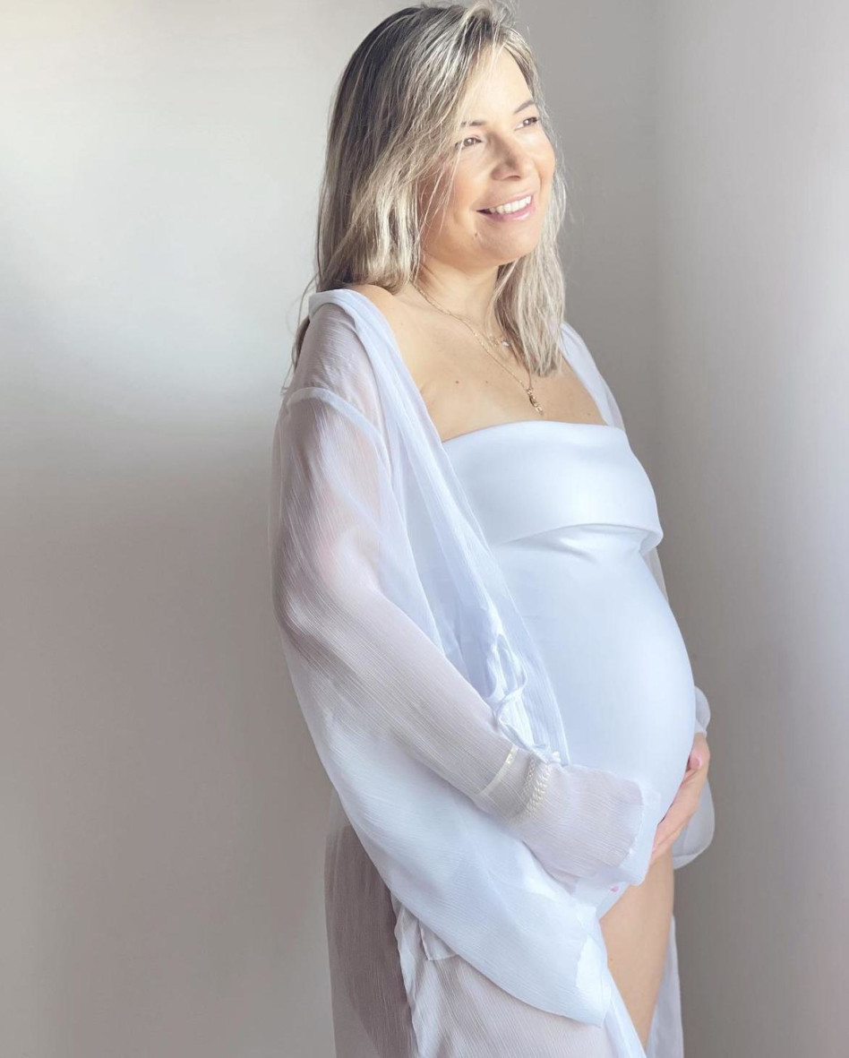 שירי קופפרברג בצילומי ההיריון  (צילום: אינסטגרם,צילום מסך)