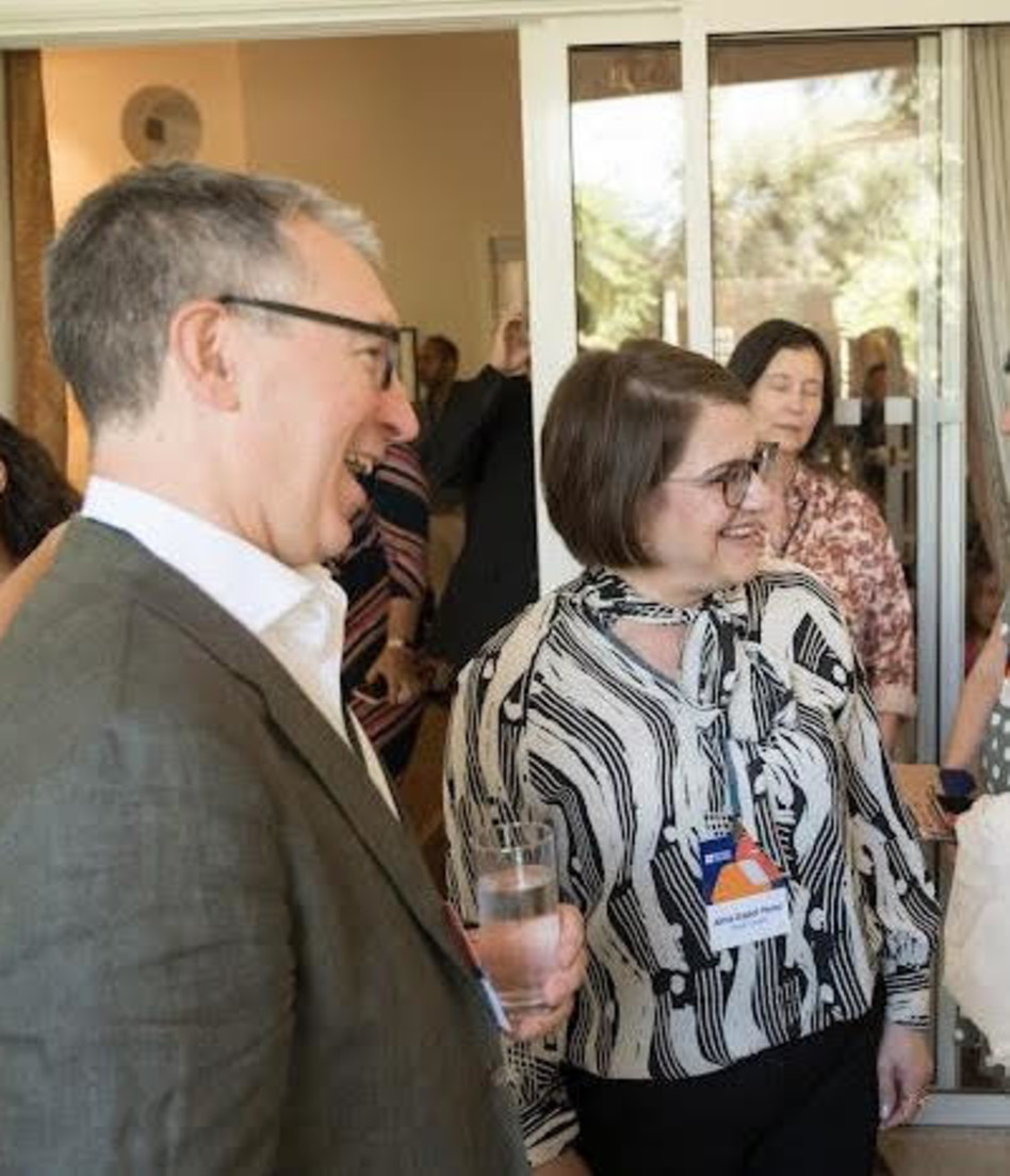 &nbsp;אלמה גדות-פרץ וסיימון וולטרס (צילום: בן קלמר)