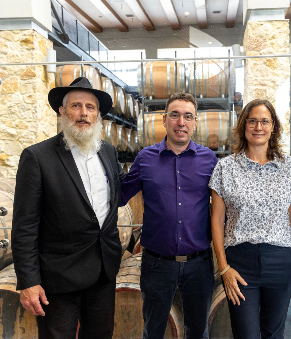 ציונה קניג יאיר, ירון מרקוס וארז קרלנשטיין (צילום: קונסטנטין גרוסמן)