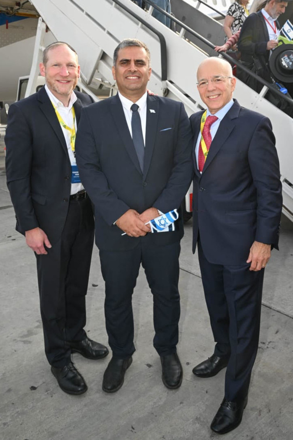  טוני גלברט, אופיר סופר והרב יהושע פס (צילום: שחר עזרן)