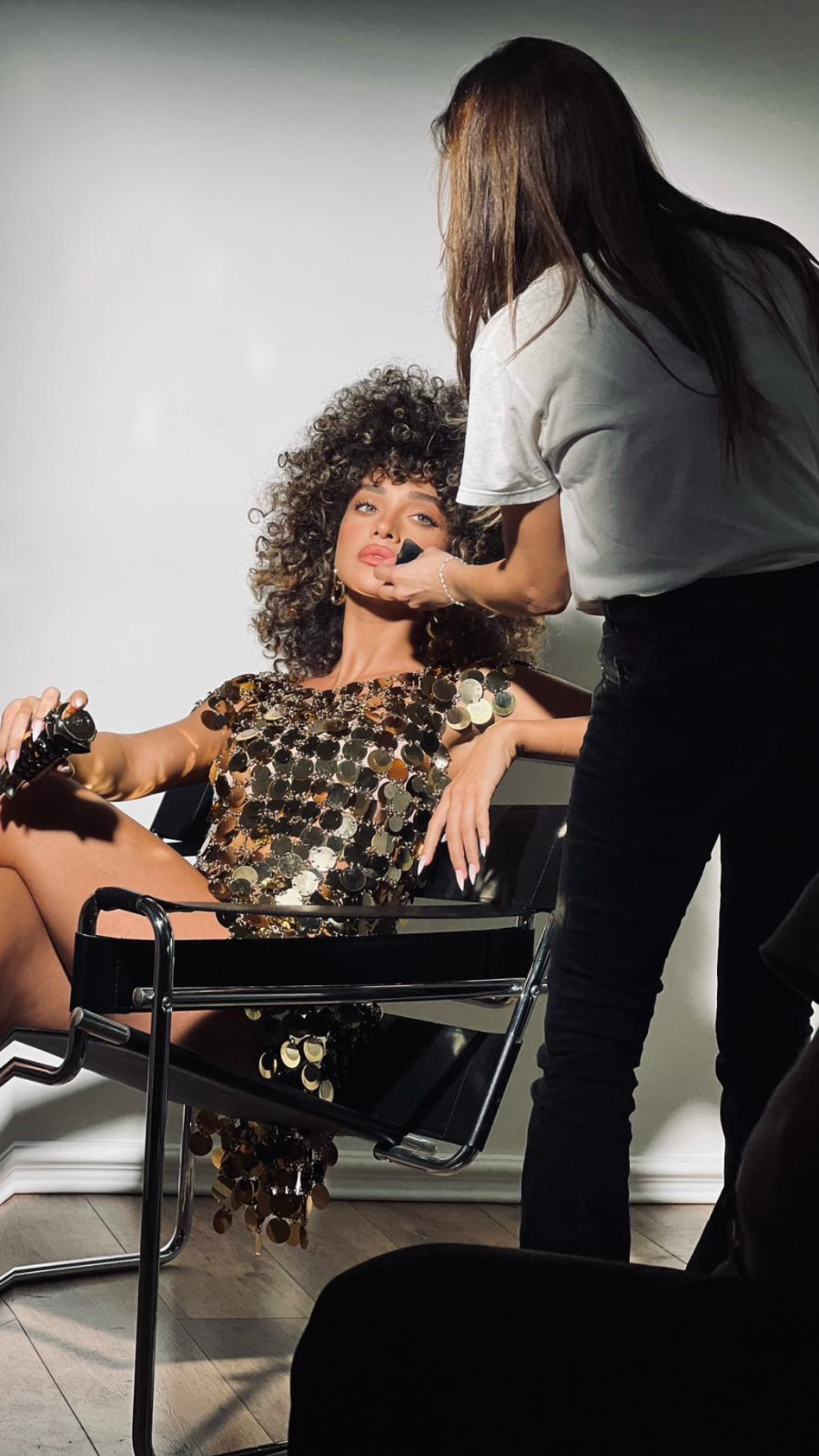 עדן פינס בצילומי קמפיין Fame Parfum (צילום: יח''צ)