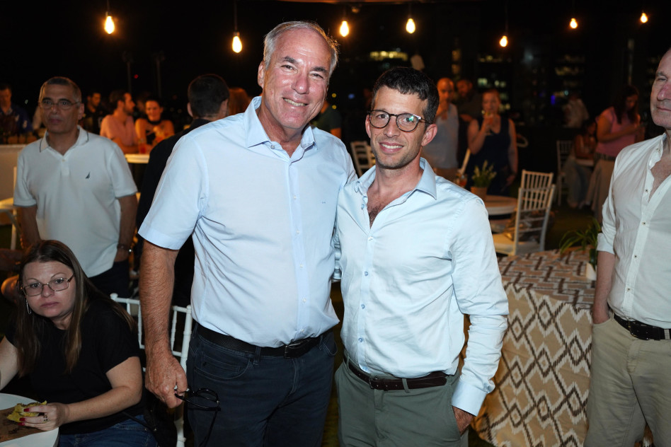 תומר בבאי ואבי פישר (צילום: אדיר לוי)