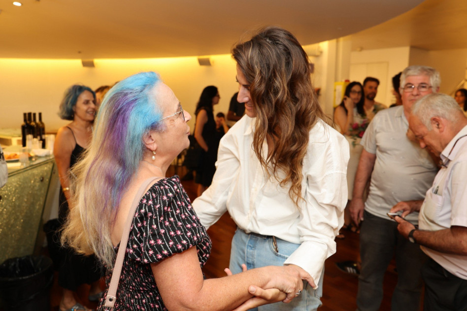 רונה לי שמעון ואמו של סטטיק, ניצה רוסו (צילום: איציק בירן)