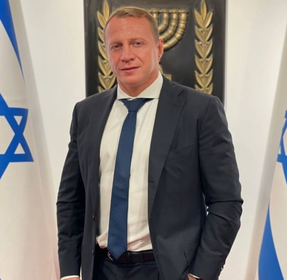 יואל רזבוזוב (צילום: פרטי)