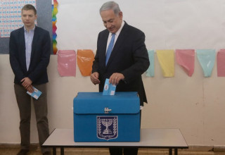 נתניהו בקלפי (צילום:  מרק ישראל סלם)