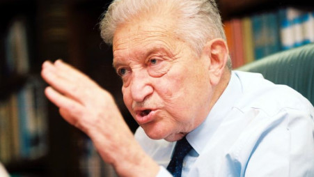 עזר ויצמן (צילום: פלאש 90)