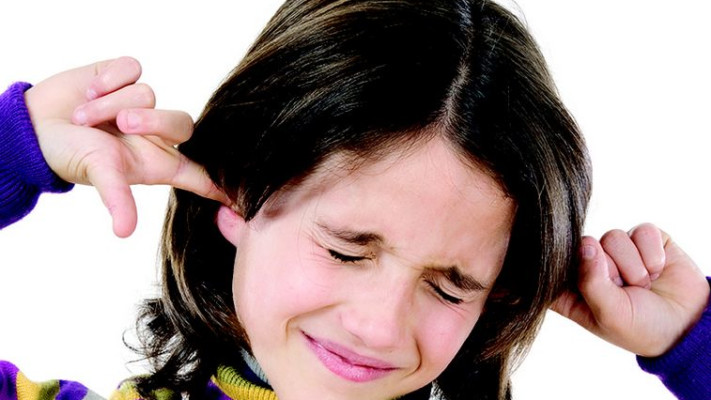 חשיפה לרעש חזק ופתאומי עלולה לפגוע בשמיעה