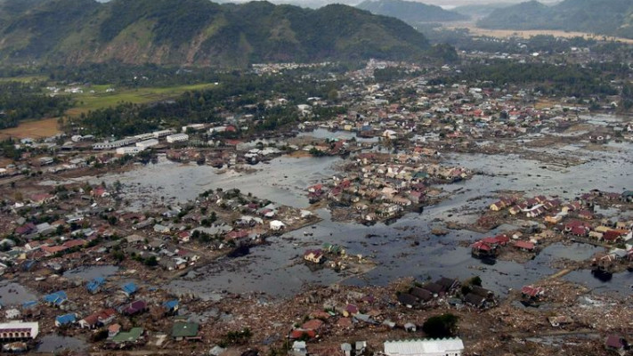 הצונאמי בתאילנד