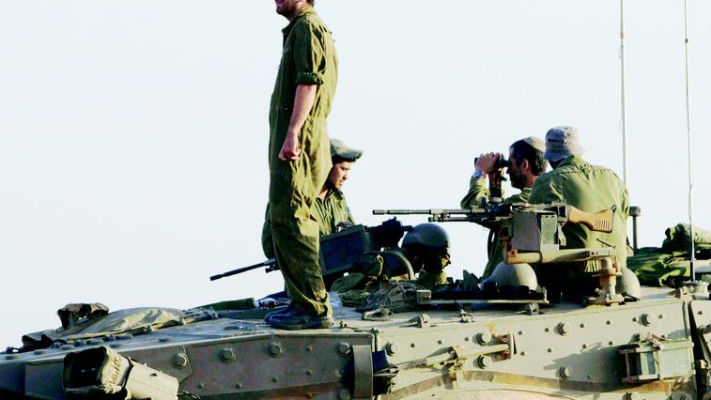 חיילים בצוק איתן, למצולמים אין קשר לכתבה. צילום:רויטרס