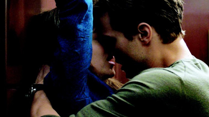 מתוך הסרט הראשון, &quot;חמישים גוונים של אפור&quot;. צילום: יח&quot;צ