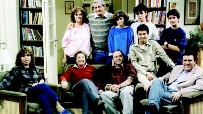 צוות ''קרובים קרובים'' (צילום: באדיבות חינוכית 23)