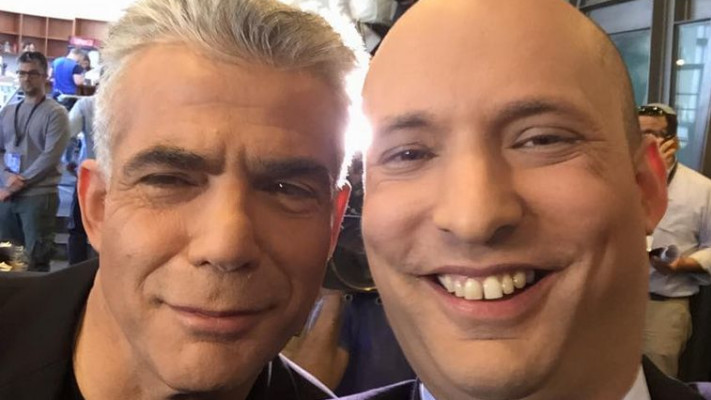 נפתלי בנט ויאיר לפיד בימים טובים יותר 