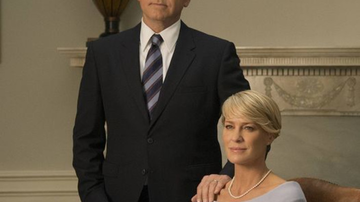 קווין ספייסי ורובין רייט ב''בית הקלפים''