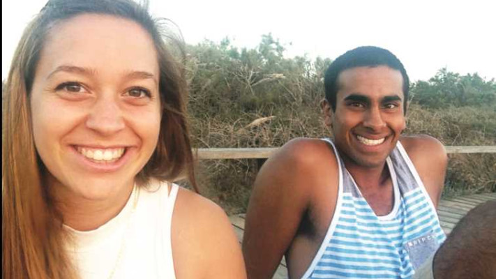 &quot;להגיע לבית של פז, לראות גורמים צבאיים ולשאול אותם מה קרה לאהבת חיי, ולא לקבל מהם שום יחס&quot;. אלה עם בן זוגה, סגן פז אליהו ז&quot;ל. צילום: אלבום פרטי